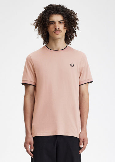 Fred Perry T-shirts Twin tipped t-shirt - dark pink dustro black