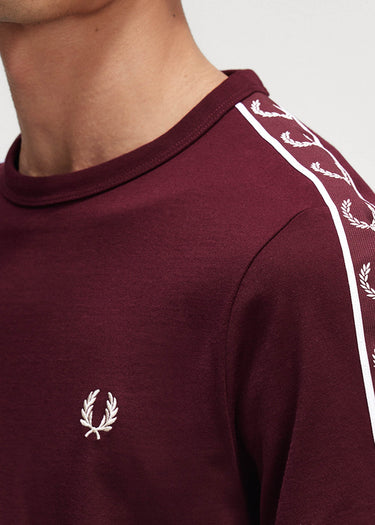 Fred Perry T-shirts Contrast tape ringer t-shirt - oxblood