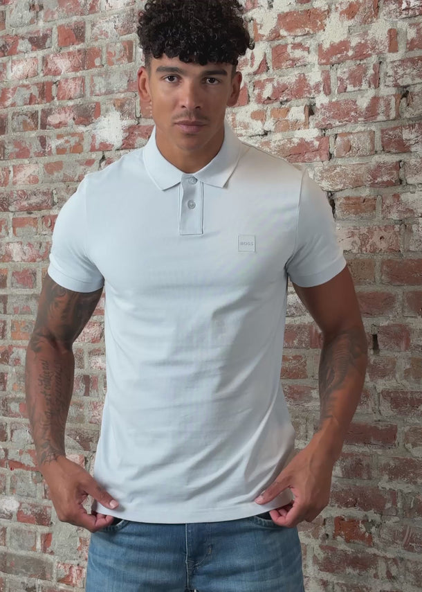 Hugo Boss Polo's Passenger - light pastel grey